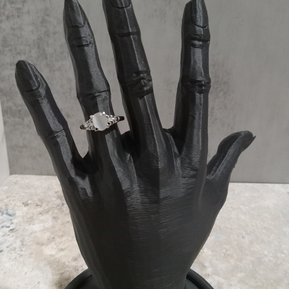 Silver and White Women's Ring Nwot